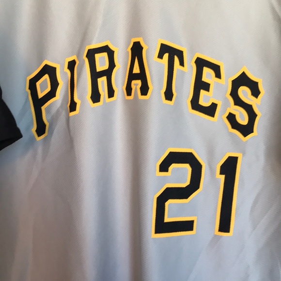 pirates clemente jersey